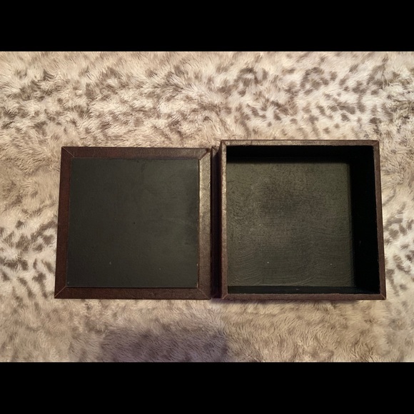 Paris Box - Picture 2 of 8